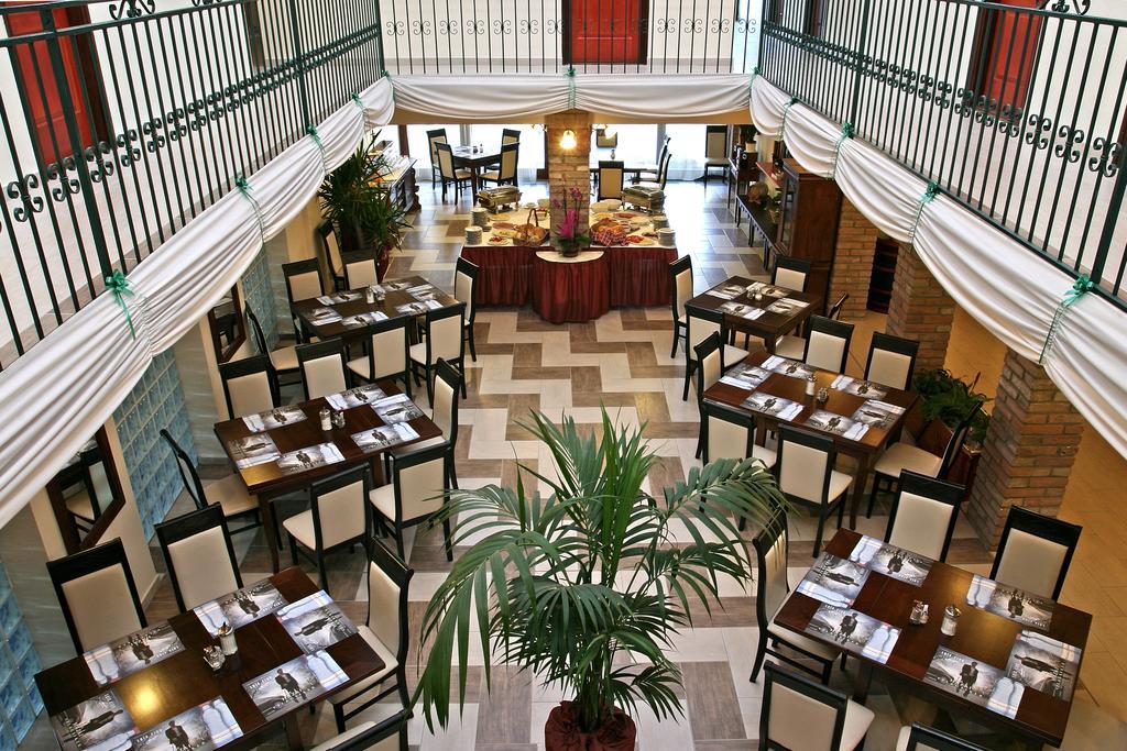 波尔加尔佩泽欧酒店 维拉尼 外观 照片